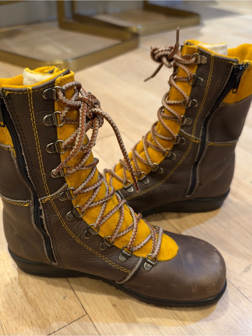Martino Canada Banff Wool Lined Winter Boots - Women's US Size 8